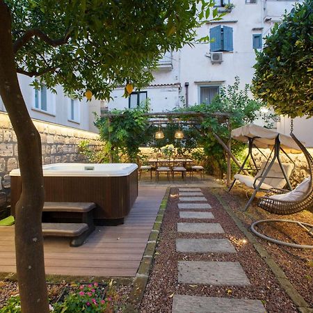 Amore Rentals - Appartamento Terrazza Tasso سورينتو المظهر الخارجي الصورة